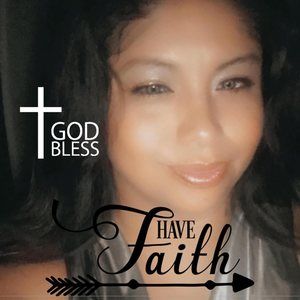 Meet your Posher, Leticia